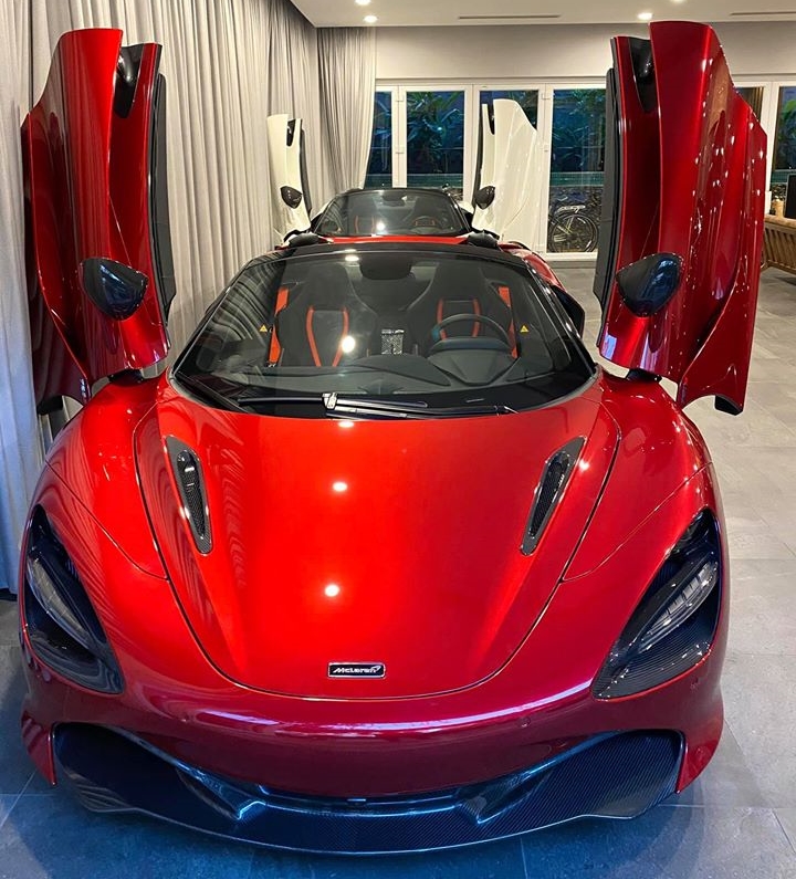 Chiếc McLaren 720S Spider này thuộc sở hữu của trưởng đoàn Car Passion Chiếc McLaren 720S Spider này thuộc sở hữu của trưởng đoàn Car Passion