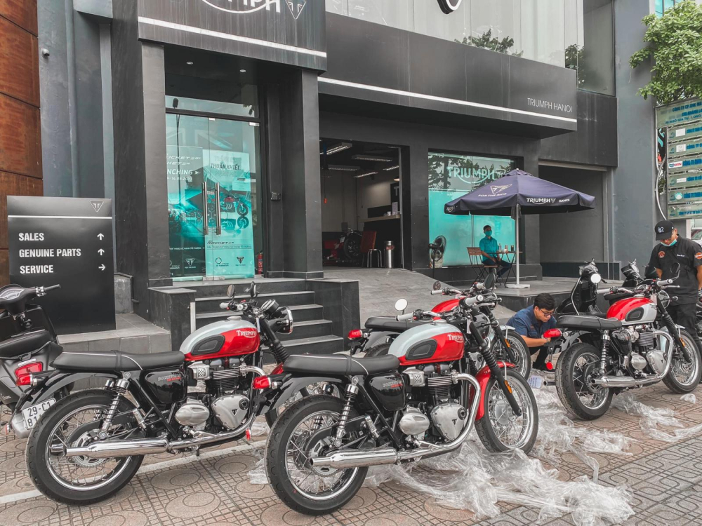 Lô xe Triumph T100 và T120 phiên bản Bud Eskins về Việt Nam