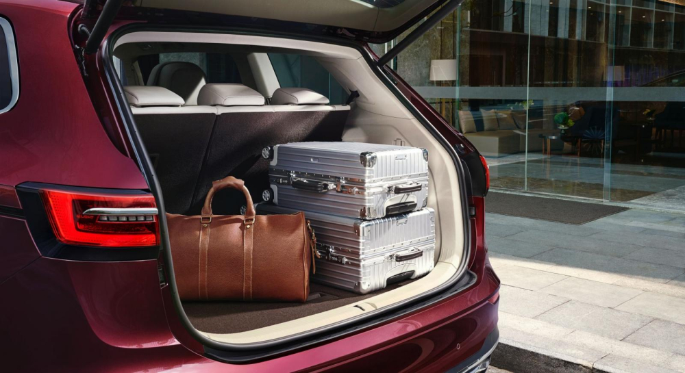 Khoang hành lý của Volkswagen Viloran 2020