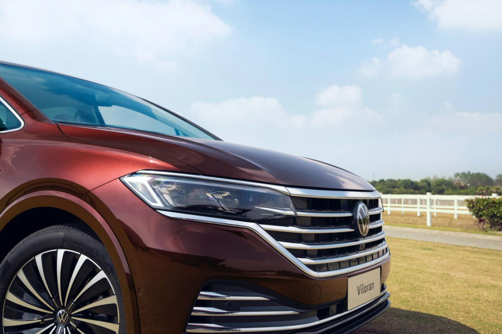 Thiết kế đầu xe của Volkswagen Viloran 2020