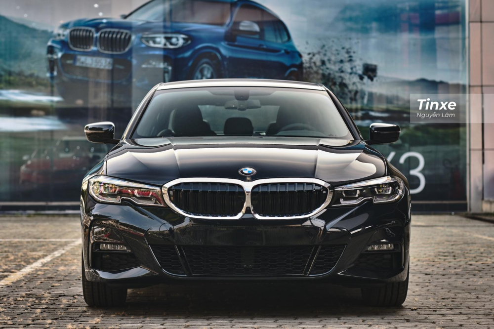 Trong đợt ra mắt xe này, THACO cũng nâng cấp nhẹ một số trang bị cho BMW 330i M Sport 2020 Trong đợt ra mắt xe này, THACO cũng nâng cấp nhẹ một số trang bị cho BMW 330i M Sport 2020