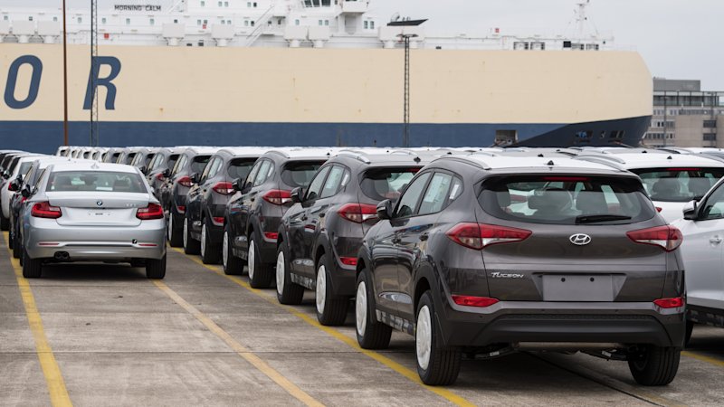 Nhiều l&ocirc; xe Hyundai hiện đang nằm &igrave; tại c&aacute;c cảng của Mỹ v&igrave; ế kh&aacute;ch