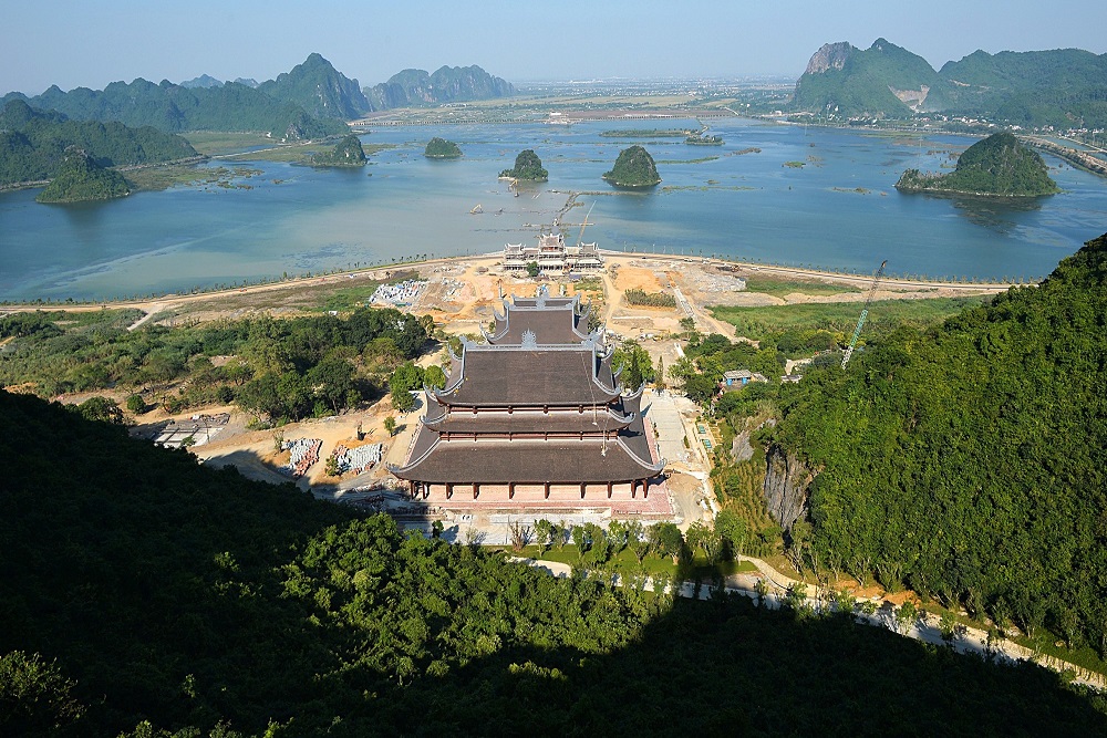 Quần thể chùa Tam Chúc tại Ba Sao, Kim Bảng, Hà Nam