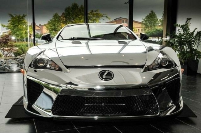 Siêu xe Lexus LFA mạ crôm được rao bán Siêu xe Lexus LFA mạ crôm được rao bán