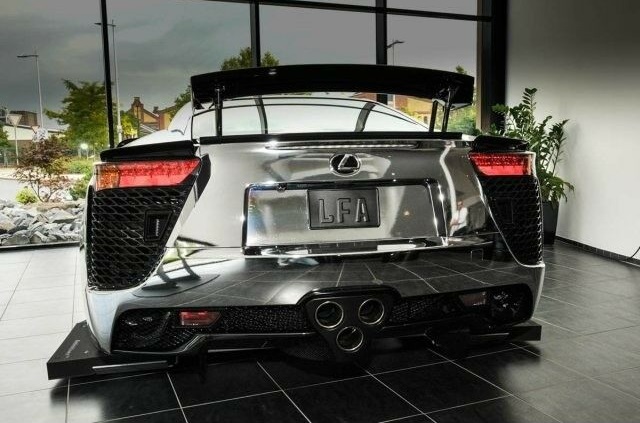 Siêu xe Lexus LFA mạ crôm được rao bán Siêu xe Lexus LFA mạ crôm được rao bán