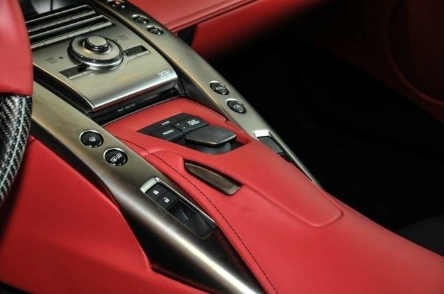 Siêu xe Lexus LFA mạ crôm được rao bán Siêu xe Lexus LFA mạ crôm được rao bán