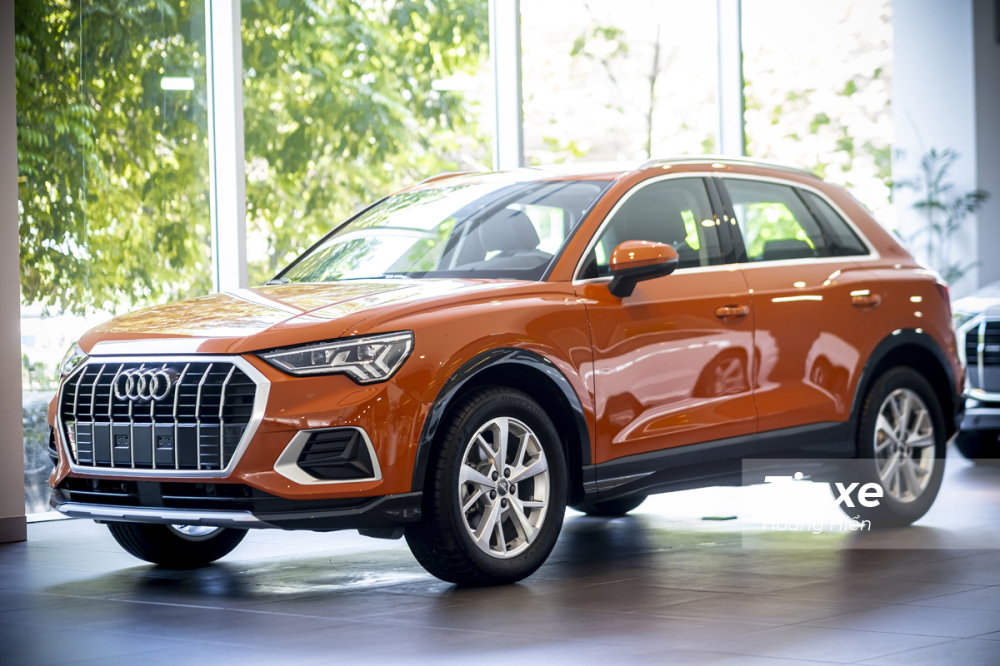 Audi Q3 2020 vừa về Việt Nam c&oacute; ngoại thất bề thế nhờ v&agrave;o một số thay đổi ở ph&iacute;a đầu xe.
