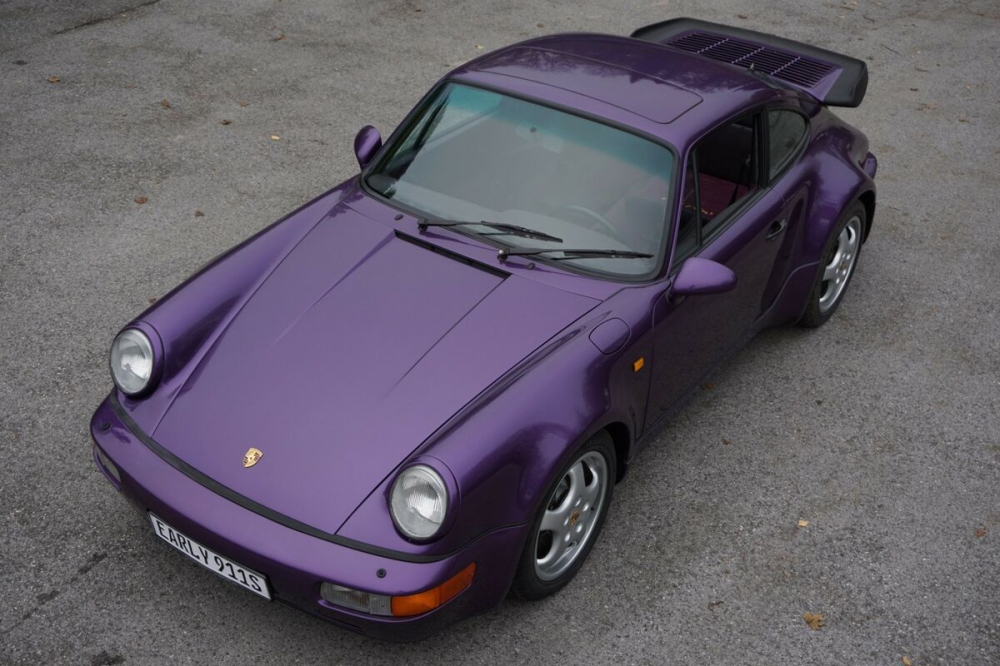 Chiếc Porsche 911 Turbo 1991 cổ điển này đang được chào bán ở Đức với cái giá cao