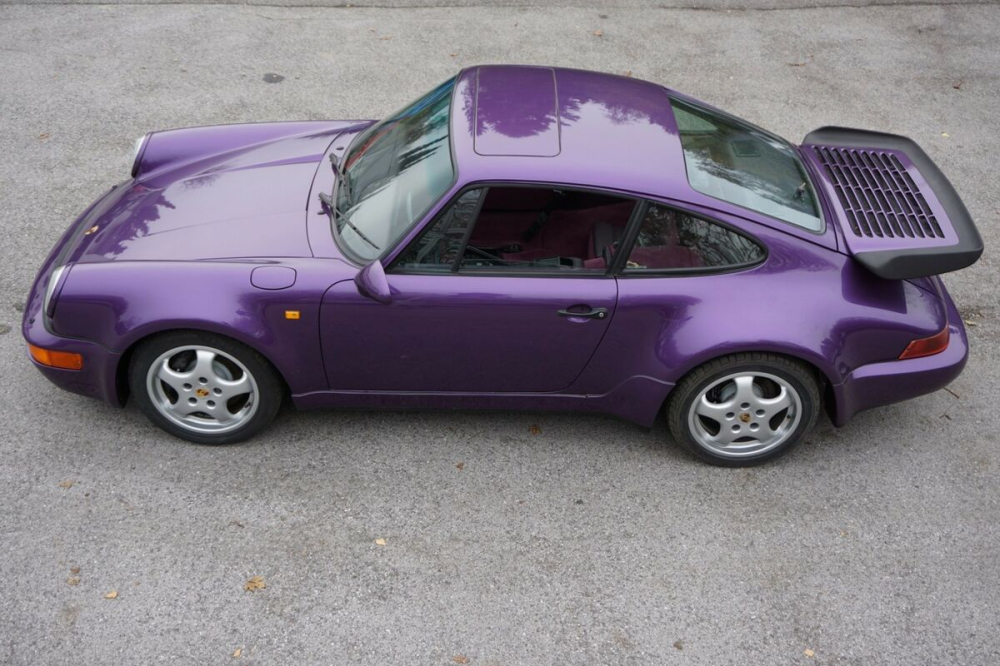 Không bất ngờ khi chiếc xe này sẽ nhanh chóng được mua bởi một nhà sưu tập mê Porsche nào đó