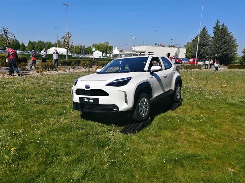 Hình ảnh ngoài đời thực của Toyota Yaris Cross mới