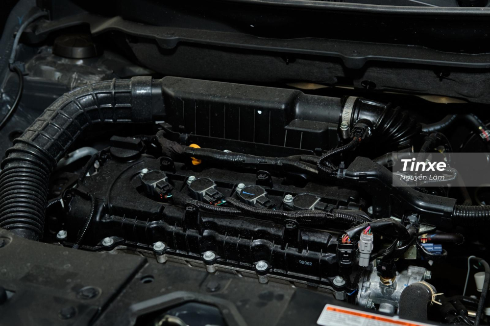 Động cơ của Suzuki XL7 2020 tương tự như Suzuki Ertiga, đều là máy xăng 1.5L