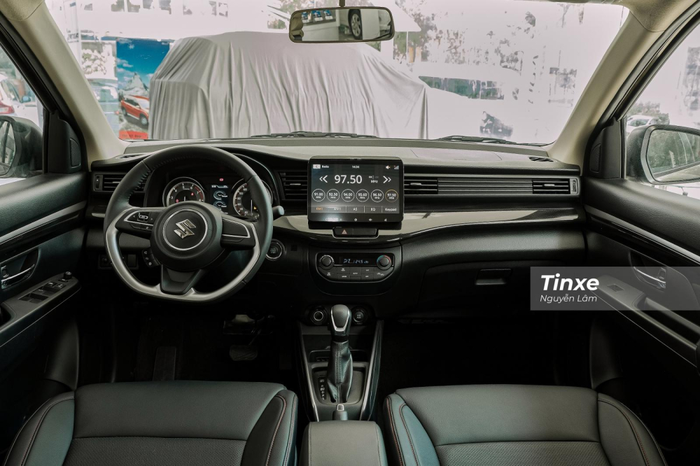 Tổng thể nội thất của Suzuki XL7 2020 không khác gì so với Suzuki Ertiga 2020