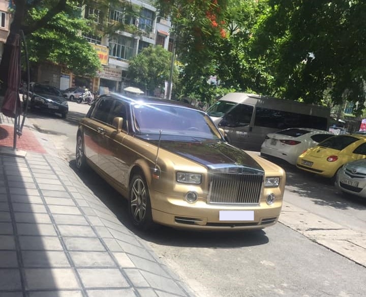 Xe mang ngoại thất 2 t&ocirc;ng m&agrave;u đẹp mắt