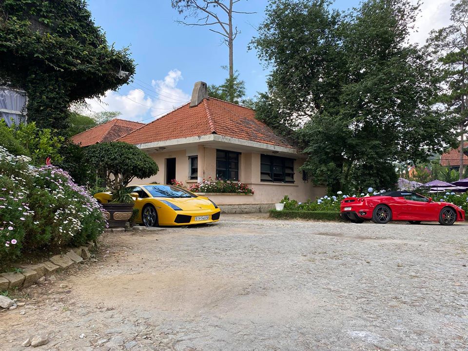 Ho&aacute; ra si&ecirc;u xe Lamborghini Gallardo hơn 12 tuổi tại Việt Nam cũng c&oacute; mặt tr&ecirc;n Đ&agrave; Lạt c&ugrave;ng Ferrari F430 Spider