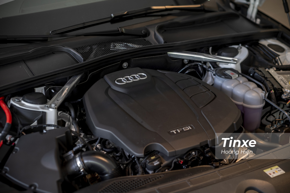 Động cơ TFSI 2.0L trên Audi A4 2020. Động cơ TFSI 2.0L trên Audi A4 2020.