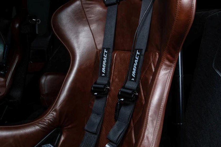 Ghế ngồi bọc da cao cấp của&nbsp;Spitfire Luxury Pre-Runner