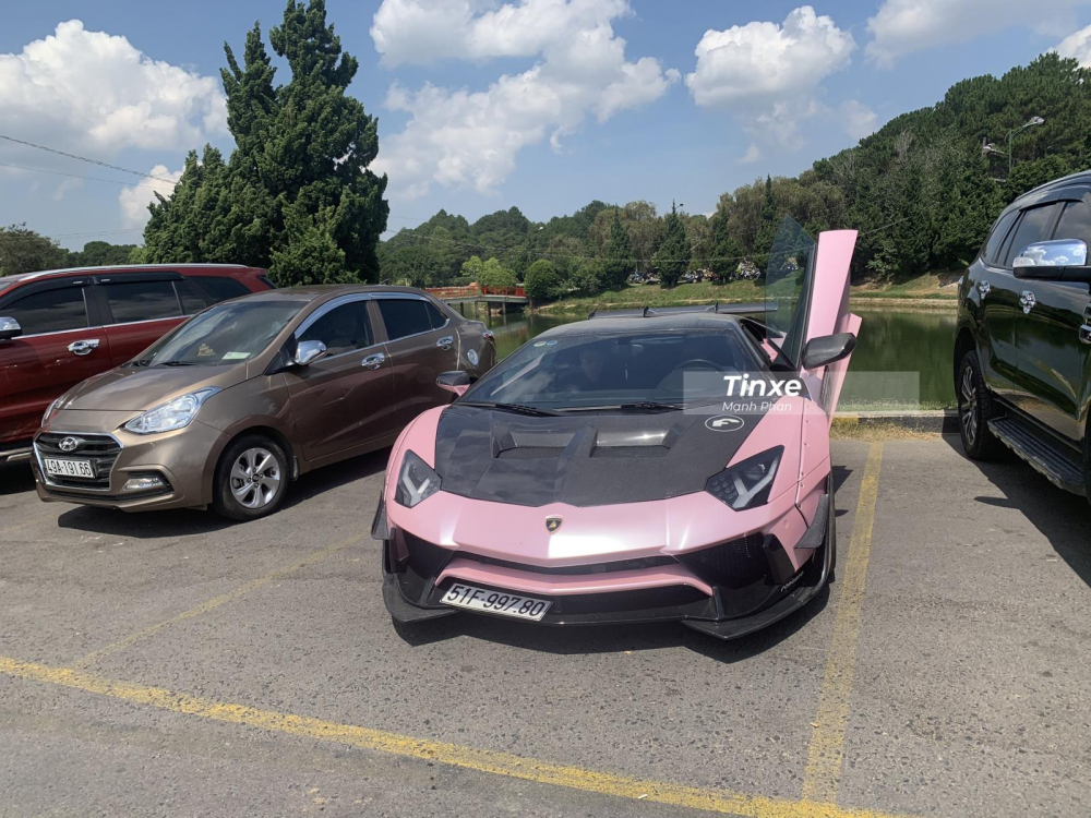 Chiếc siêu xe Lamborghini Aventador Limited Edition 50 trong lần họp mặt cùng đoàn Car Passion trên Đà Lạt vào đầu tháng 5