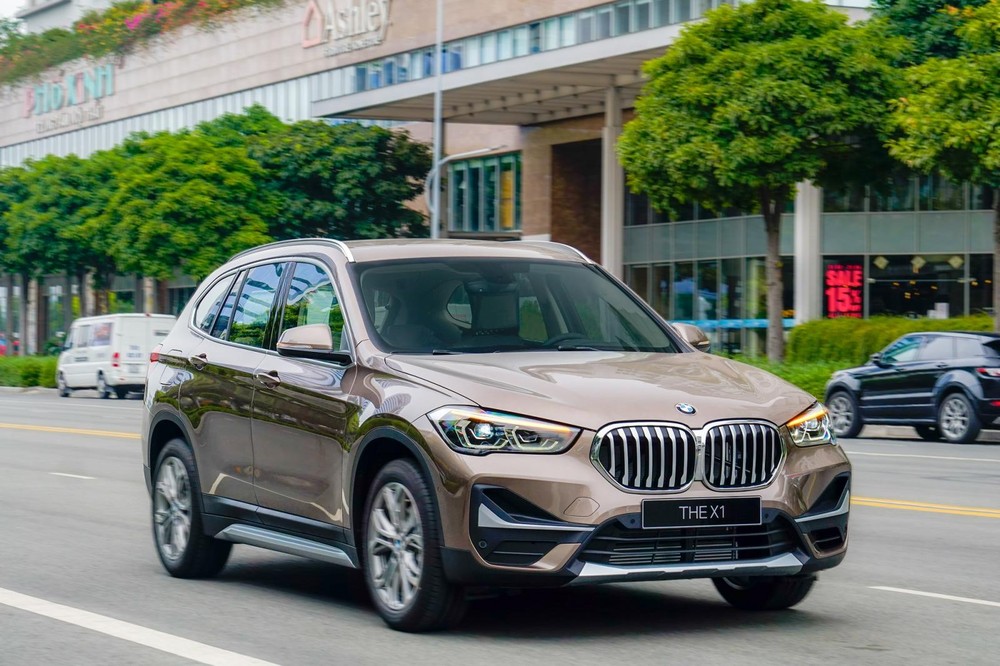 Ngoại thất của BMW X1 sDrive18i xLine 2020