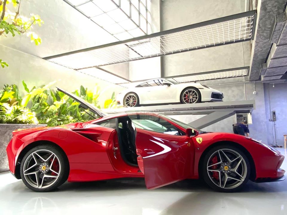 Đây là phiên bản hoàn toàn mới và thay thế cho dòng siêu xe Ferrari 488 GTB