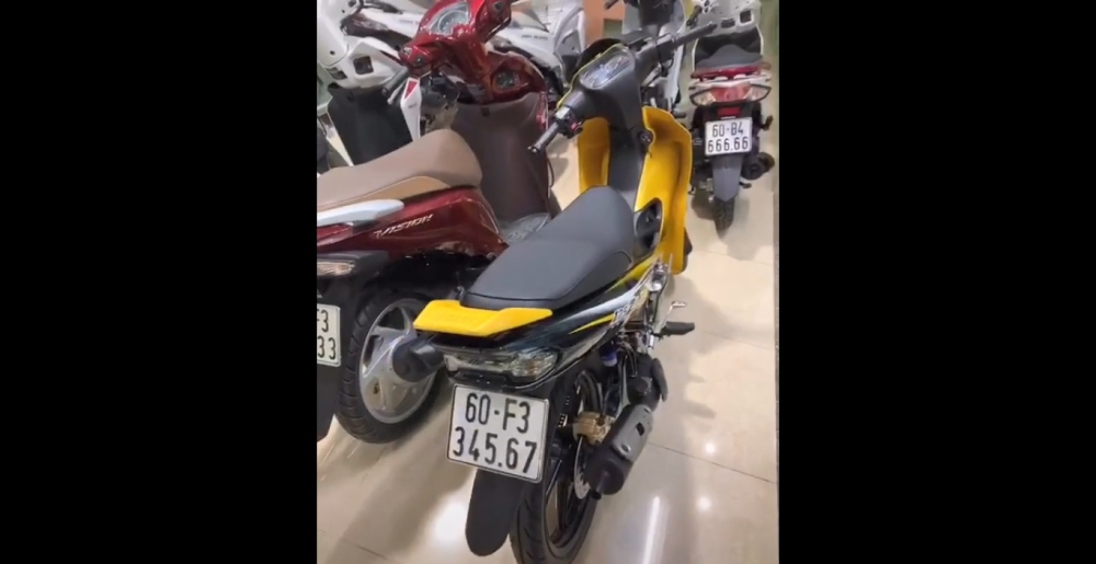 Yamaha 125ZR mang biển sảnh 34567