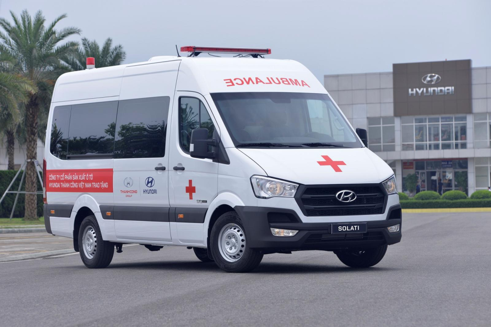 Những chiếc Hyundai Solati n&agrave;y được lắp r&aacute;p v&agrave; ho&aacute;n cải th&agrave;nh xe cứu thương ngay tại Việt Nam