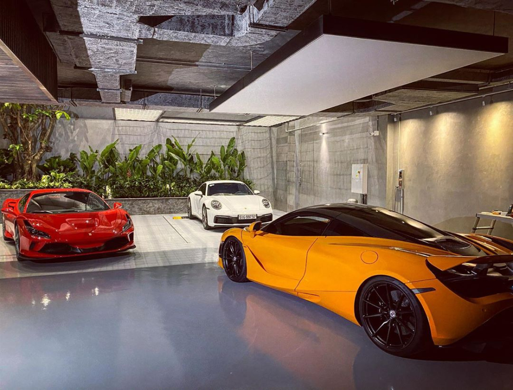 Ngoài siêu xe đắt tiền, garage của Cường Đô-la còn đầu tư cả mảng xanh