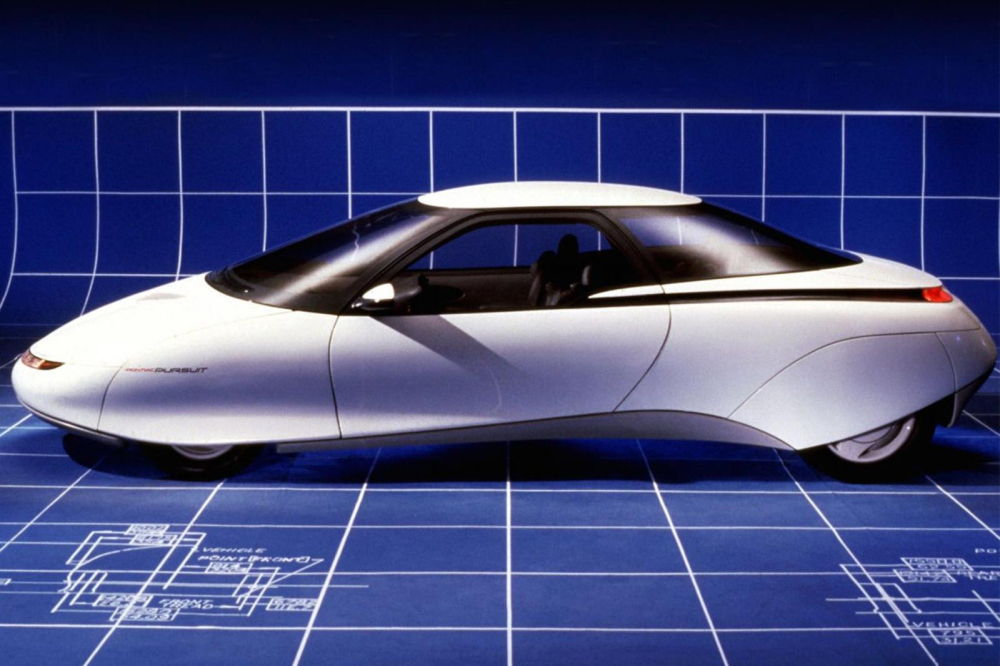 Thiết kế của Pontiac Pursuit rõ ràng là mang chất viễn tưởng hơn thực tế Thiết kế của Pontiac Pursuit rõ ràng là mang chất viễn tưởng hơn thực tế