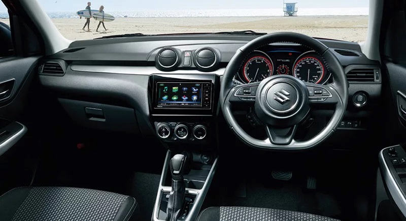 Mẫu xe hatchback hạng B này còn có màn hình đa thông tin nâng cấp trong bảng đồng hồ