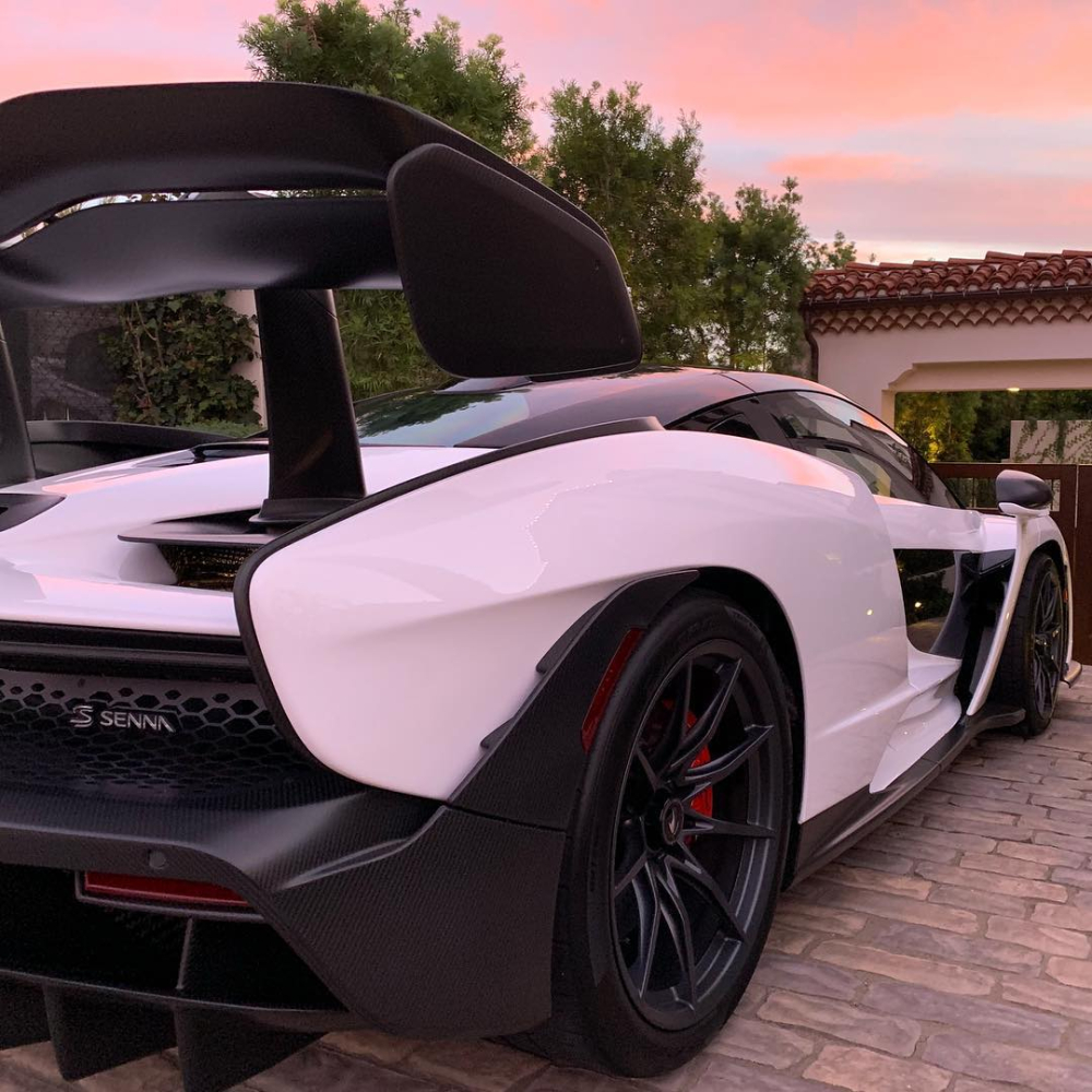 McLaren Senna của doanh nh&acirc;n người Việt hiện đang sinh sống v&agrave; l&agrave;m việc tại Mỹ c&oacute; thể đạt tốc độ tối đa l&agrave; 341 km/h