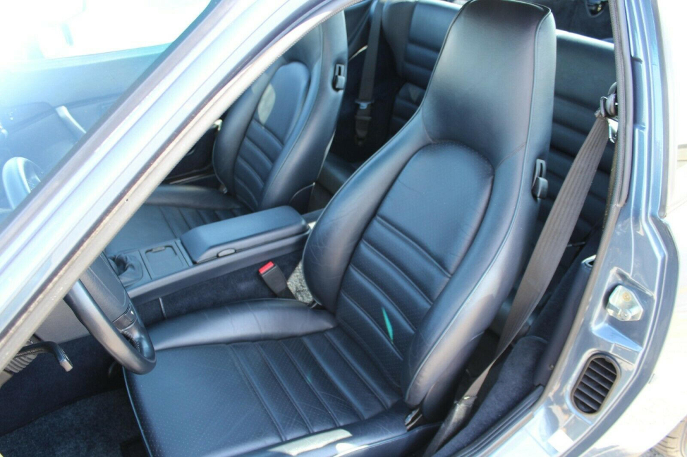 Nội thất của&nbsp;chiếc Porsche&nbsp;944 S2 1990