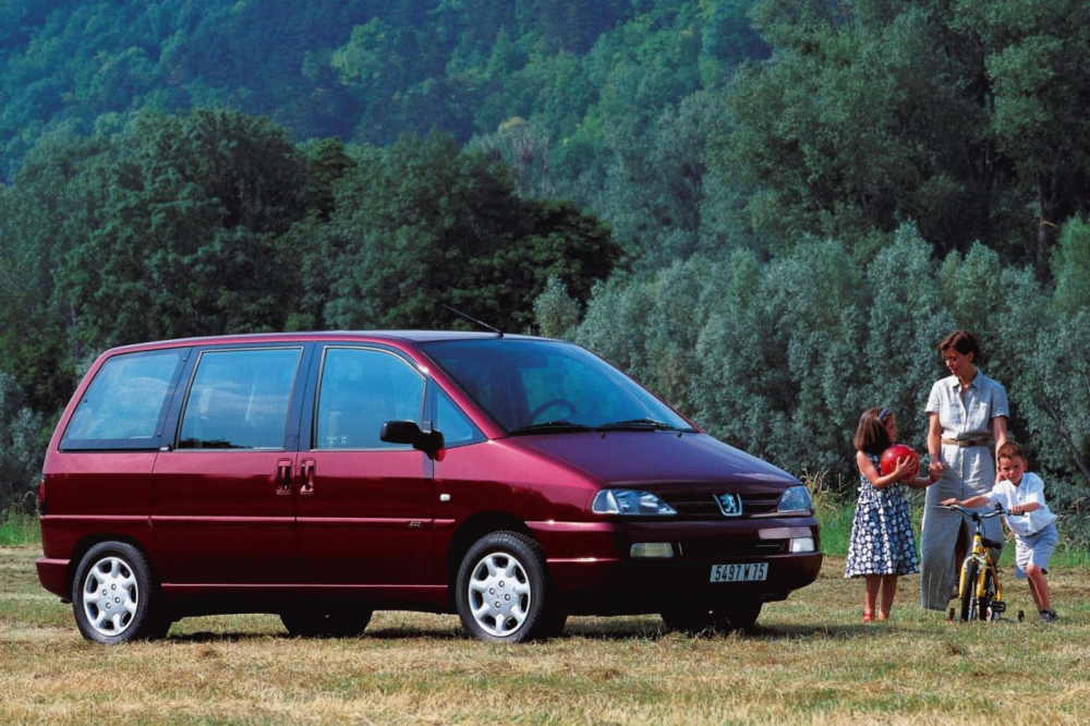 Mẫu Peugeot 806 Eurovan nguy&ecirc;n bản