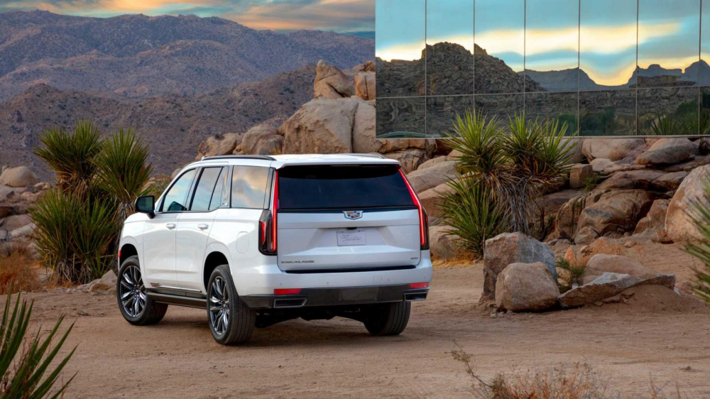 Cadillac Escalade 2021 c&ograve;n c&oacute; bản m&aacute;y dầu tiết kiệm nhi&ecirc;n liệu hơn
