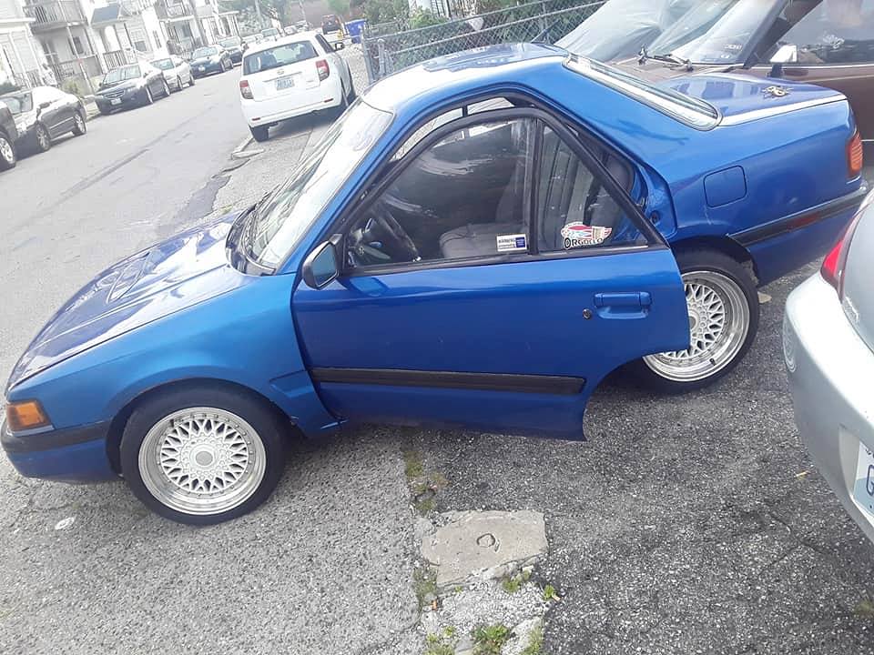 Đây có lẽ là chiếc Mazda Protege rút gọn quái đản nhất trên thế giới
