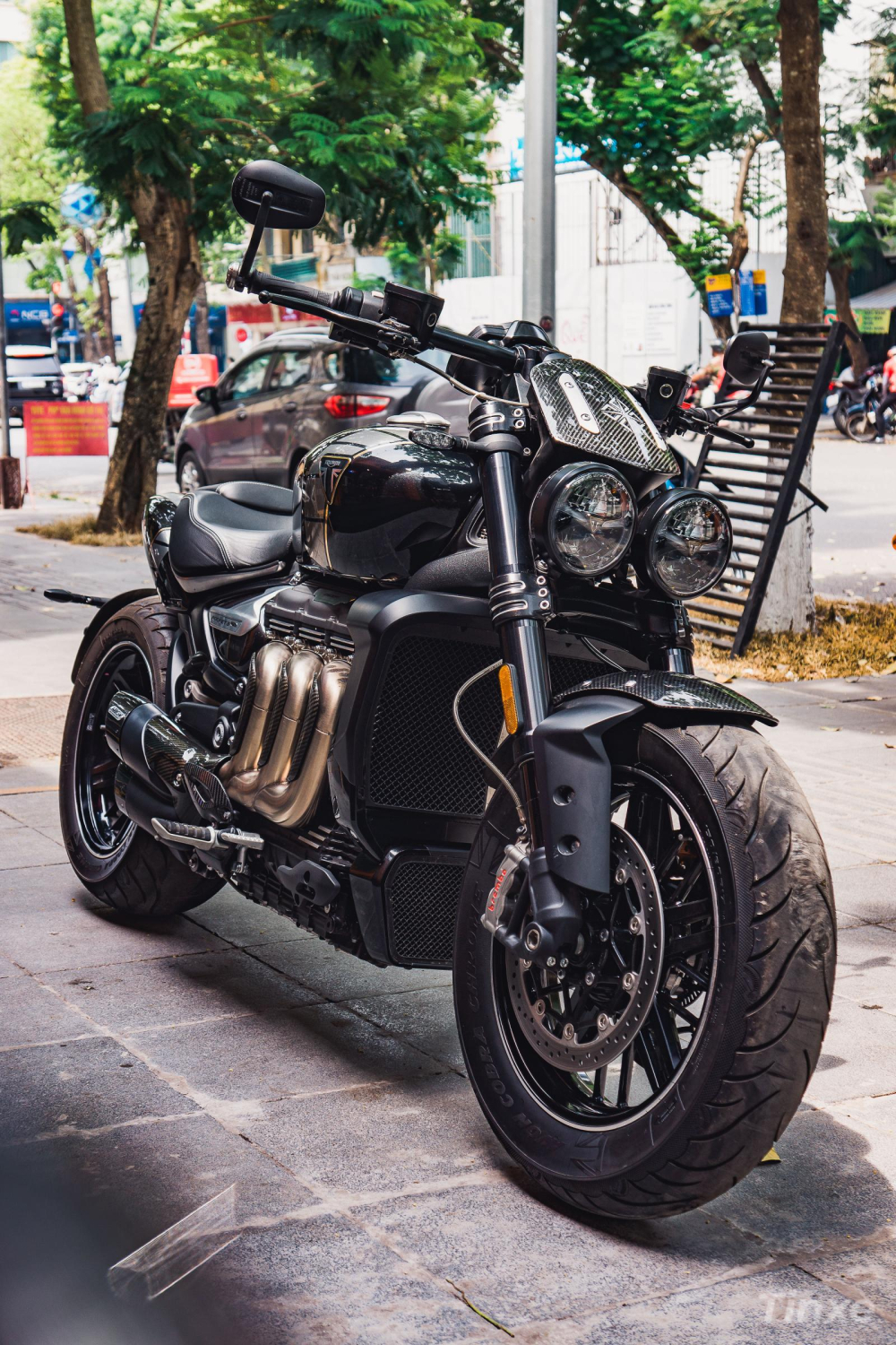 Triumph Rocket III TFC 2020 Việt Nam