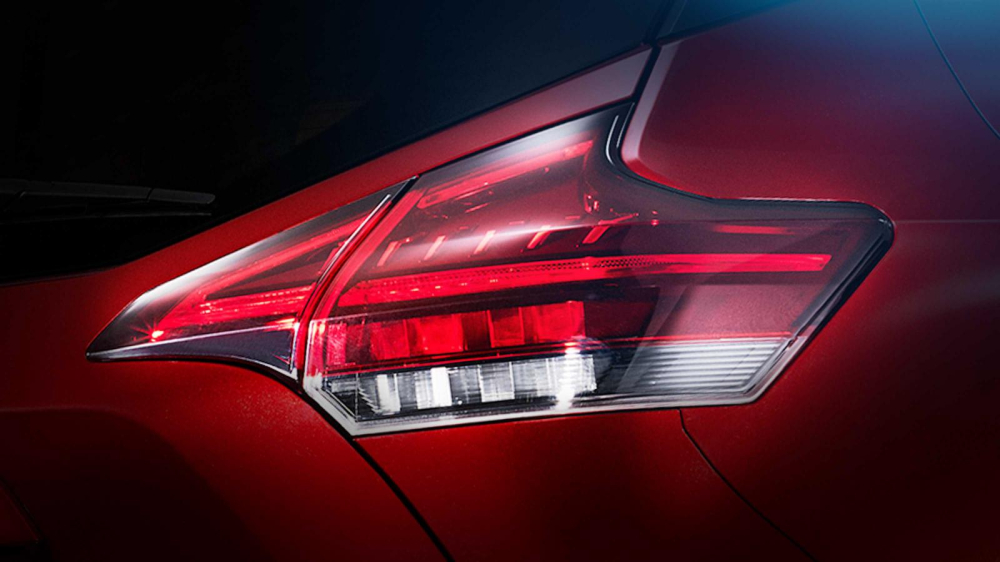 Cụm đèn hậu với tạo hình boomerang của Nissan Kicks 2020 Cụm đèn hậu với tạo hình boomerang của Nissan Kicks 2020