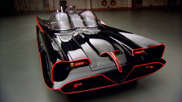 Batmobile trong phim truyền hình thập niên 1960 Batmobile trong phim truyền hình thập niên 1960