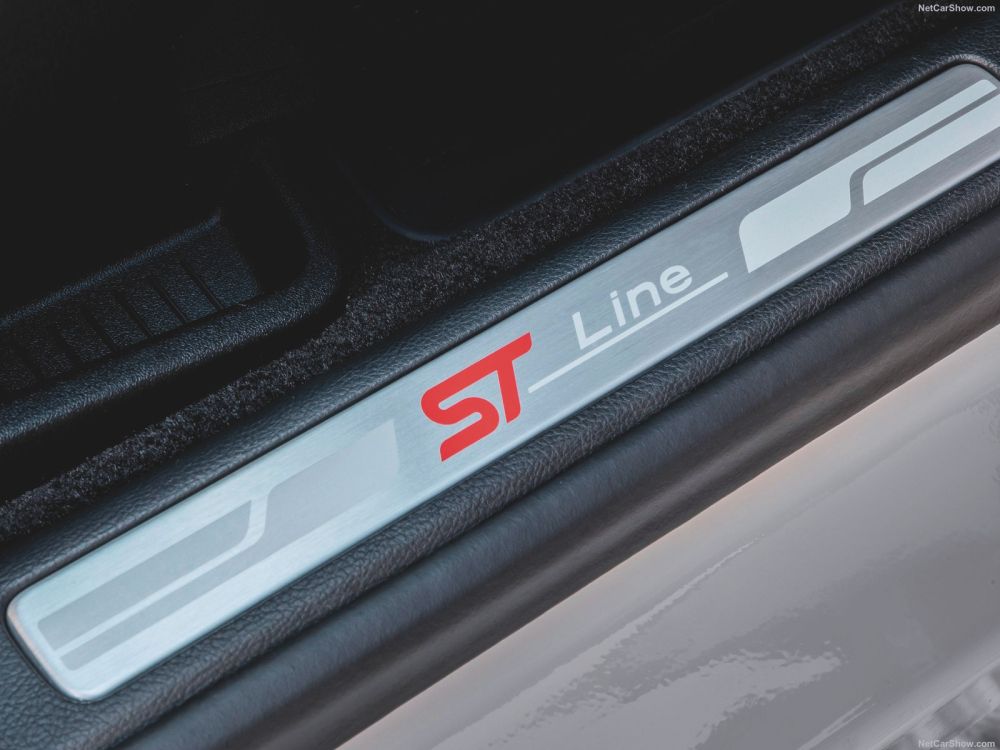 Ford Edge ST-Line 2020 không mạnh như bản ST