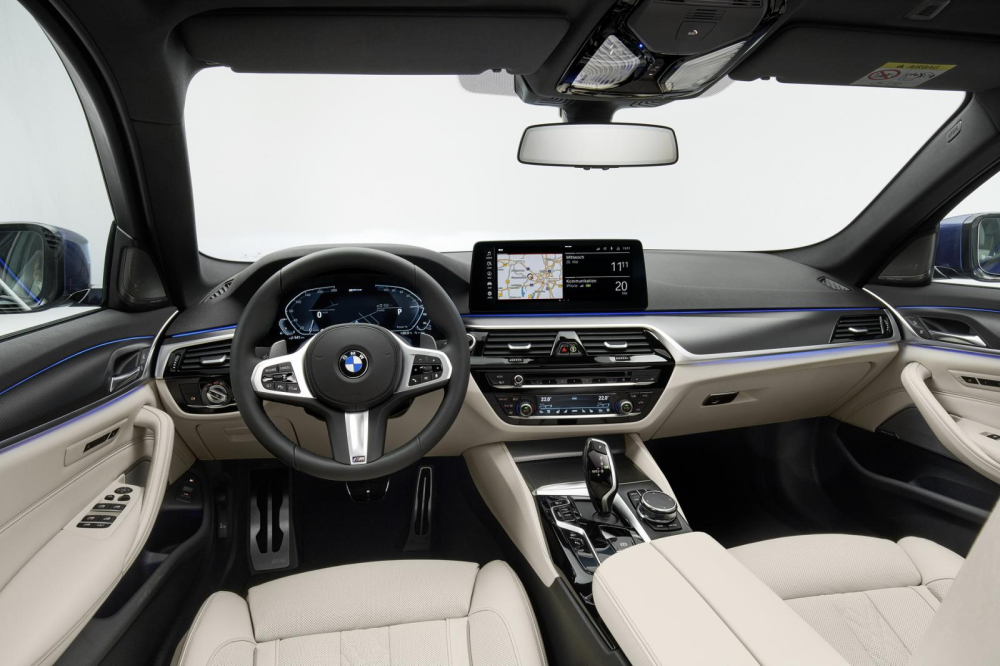 Nội thất của BMW 5-Series 2021 kh&ocirc;ng thay đổi nhiều