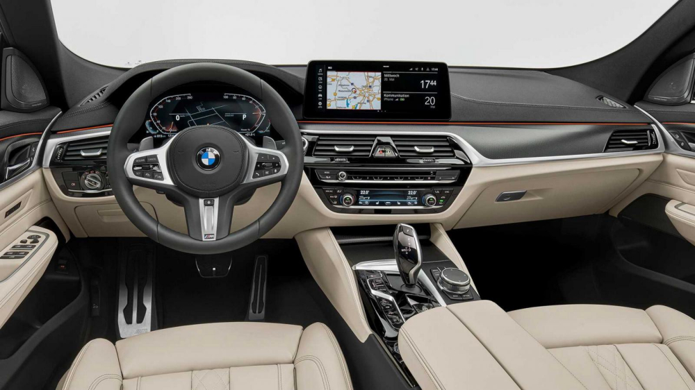 Khoang l&aacute;i BMW 6-Series GT 2021
