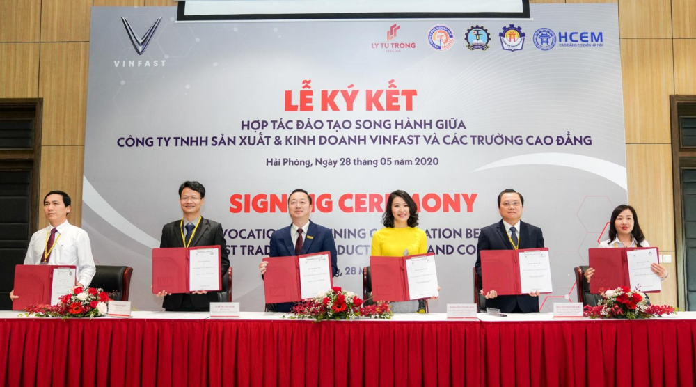 C&oacute; 5 trường Cao đẳng k&yacute; kết bi&ecirc;n bản hợp t&aacute;c đ&agrave;o tạo c&ugrave;ng VinFast