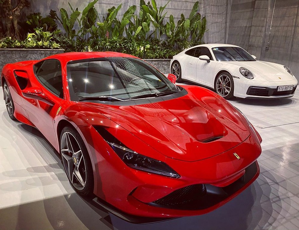 Cận cảnh diện mạo siêu xe Ferrari F8 Tributo của Cường Đô-la