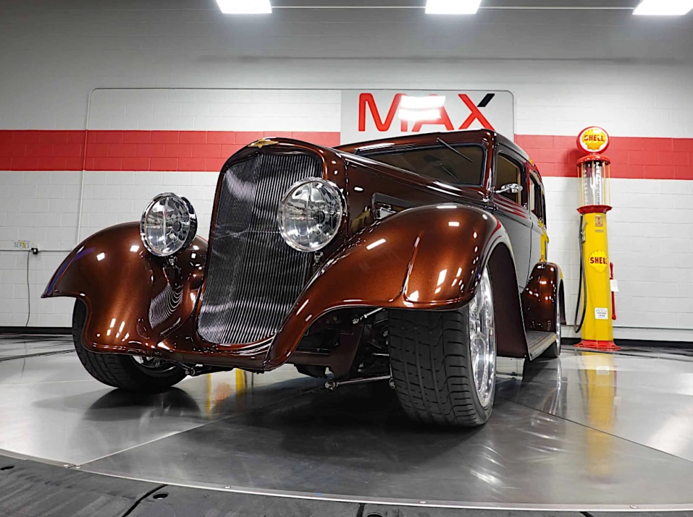 Dodge SRT33 1933 là một chiếc xe độ phong cách cổ điển cực độc