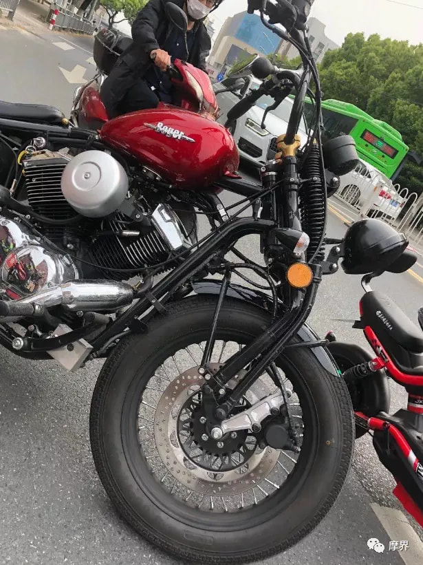 Đẹp nhưng khá nguy hiểm với mức giá 78 triệu đồng cho một mẫu xe Bobber