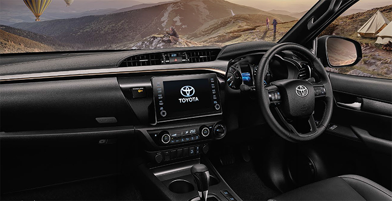 Nội thất b&ecirc;n trong Toyota Hilux 2020 tại Th&aacute;i Lan