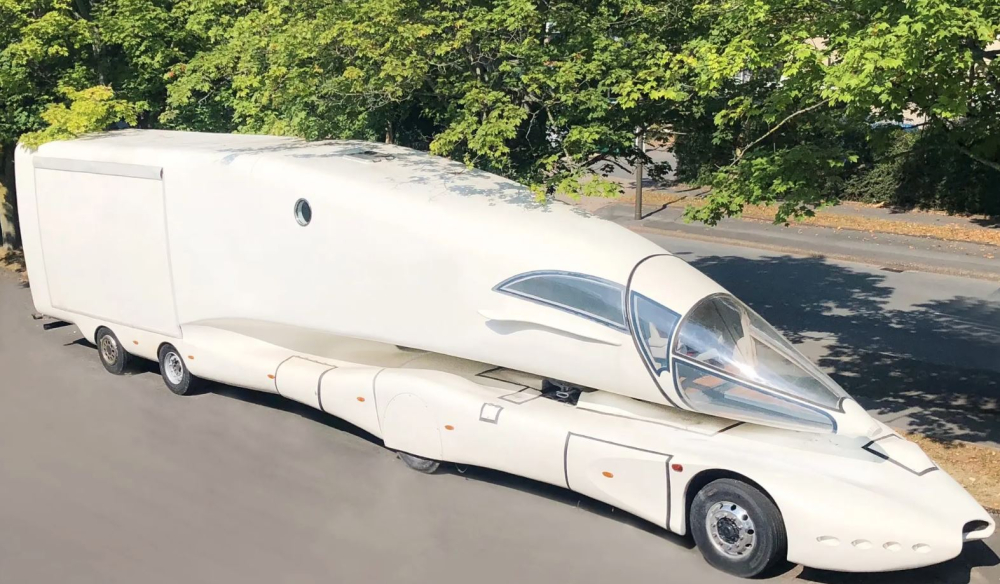 Innotruck mang một thiết kế kh&aacute;c xa những g&igrave; ch&uacute;ng ta thấy tr&ecirc;n đường