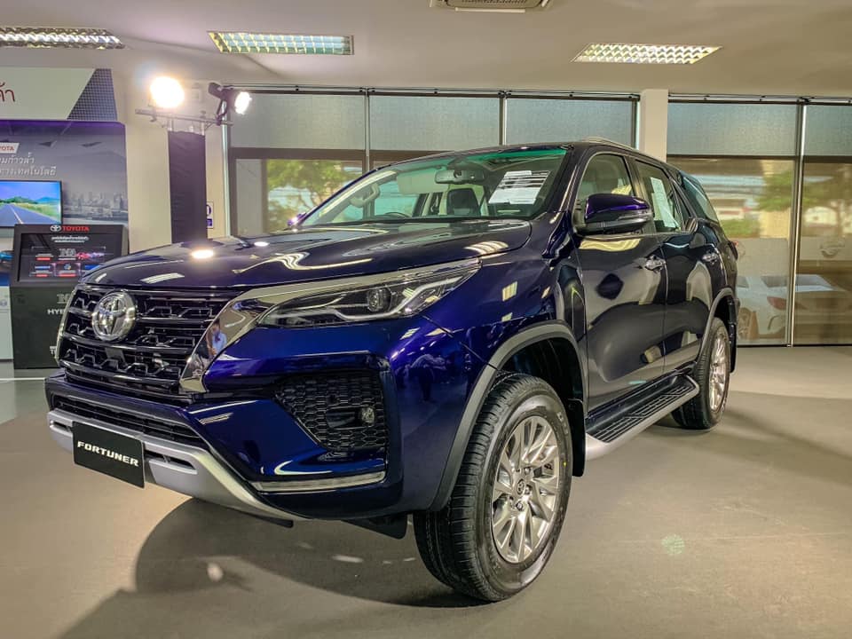 Toyota Fortuner 2020 có mặt tại đại lý ở Thái Lan