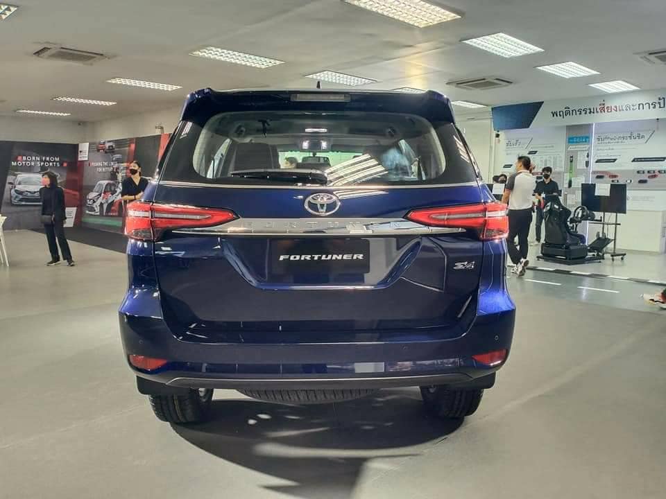 Toyota Fortuner 2020 được bổ sung đèn hậu mới