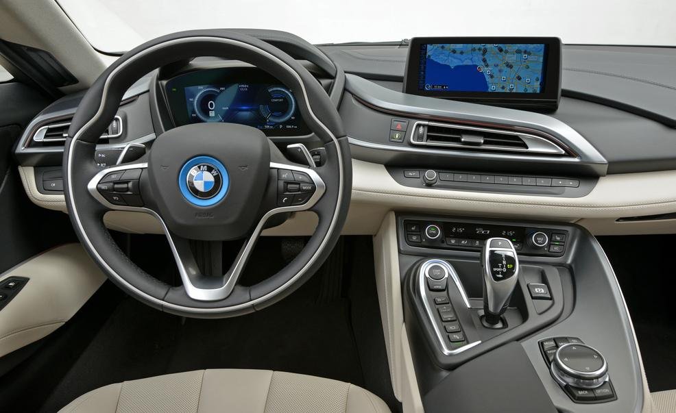 Khoang lái xe BMW i8 Khoang lái xe BMW i8