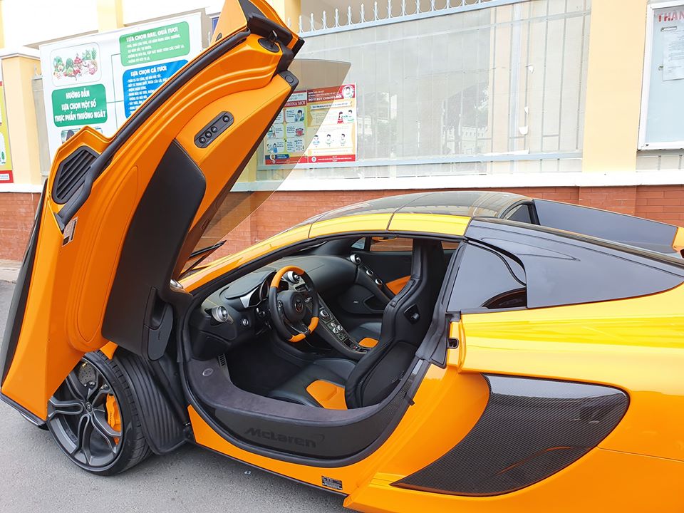 Si&ecirc;u xe McLaren 650S Spider sở hữu cửa c&aacute;nh bướm