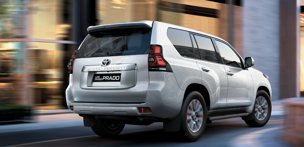 Giá xe Land Cruiser Prado 2020 trắng ngọc trai cao hơn các màu khác 8 triệu Giá xe Land Cruiser Prado 2020 trắng ngọc trai cao hơn các màu khác 8 triệu